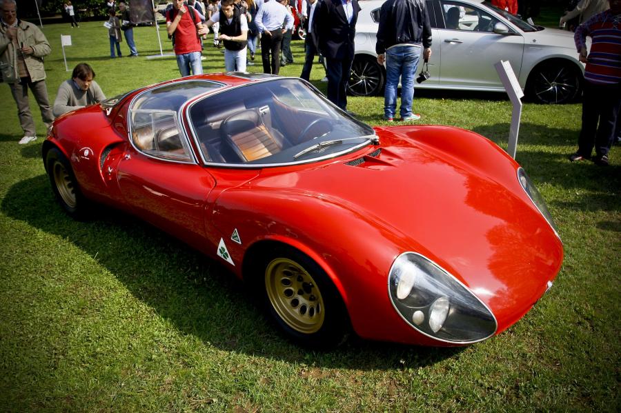  Alfa Romeo T33/2 Stradale Prototipo 1967 года  (фото 5 из 13)